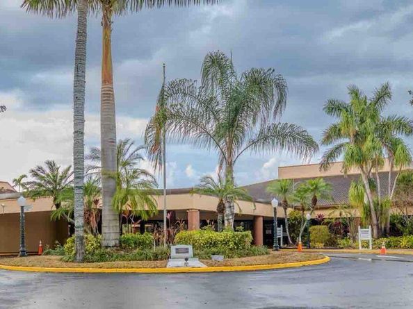 2780 N Pine Island Rd 205, Sunrise FL 33322