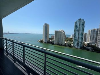 335 S Biscayne Blvd