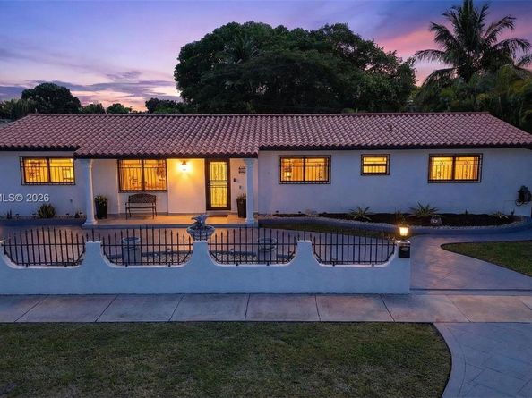 9410 SW 42nd St, Miami FL 33165