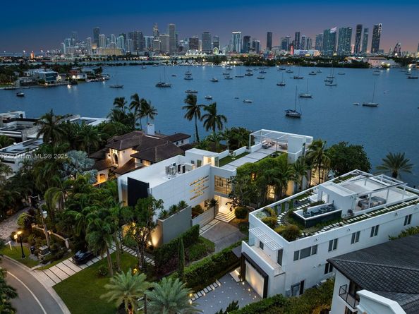 440 S Hibiscus Dr, Miami Beach FL 33139