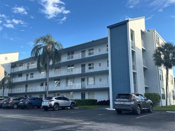 7690 NW 18th St 408, Margate FL 33063