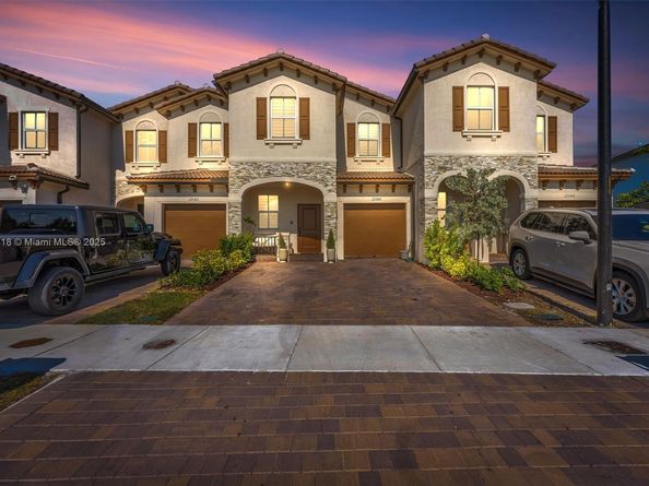 12586 NW 22nd Pl 12586, Miami FL 33167