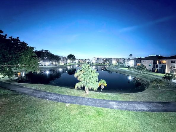 7900 NW 50th St 304, Lauderhill FL 33351