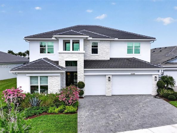 12249 Waterstone Cir, Palm Beach Gardens FL 33412