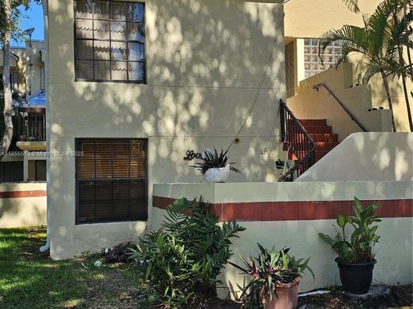 13063 SW 88th Ter S 201B, Miami FL 33186