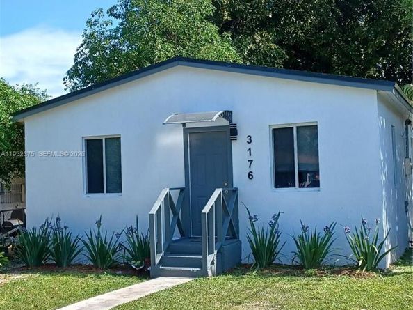 3176 NW 59th St, Miami FL 33142