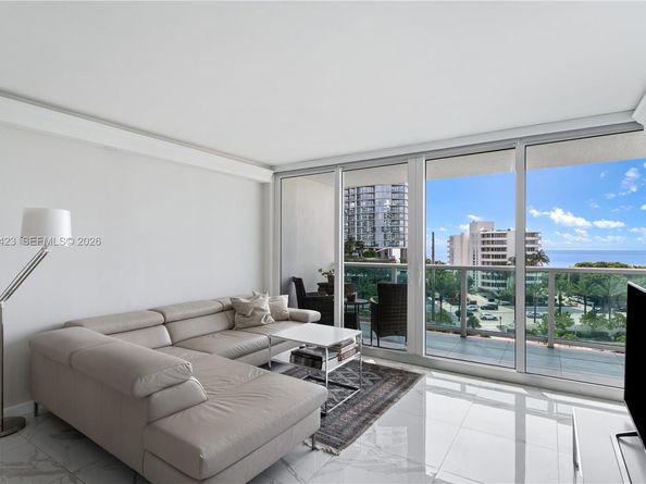 100 Bayview Dr 709, Sunny Isles Beach FL 33160