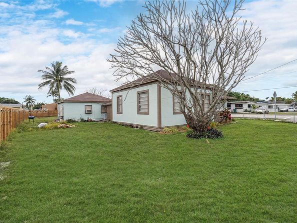 145 NW 6th Ave, Florida City FL 33034