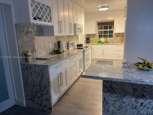 3103 NW 157th St, Miami Gardens FL 33054