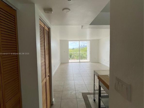 700 NE 63rd St D606, Miami FL 33138