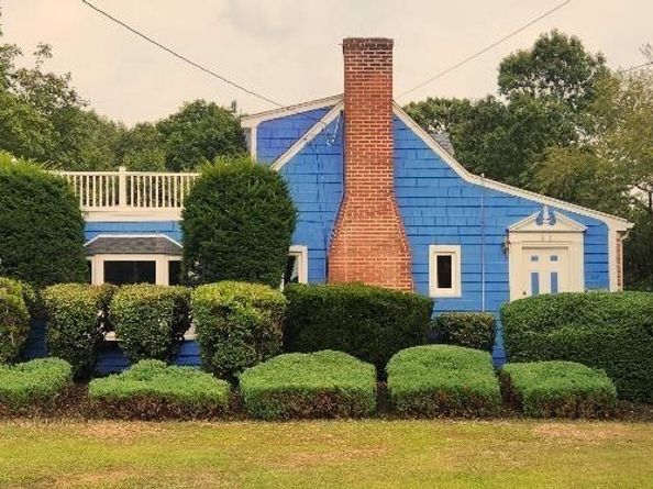 63 Cedarhill Rd, Holbrook MA 02343