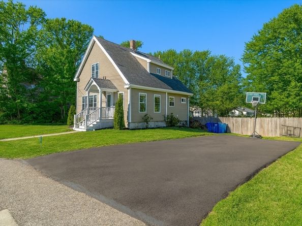 101 Belmont St, Rockland MA 02370