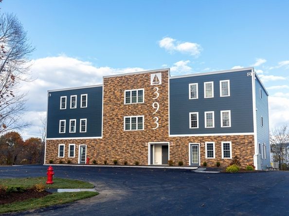 393 Court St 5, Plymouth MA 02360