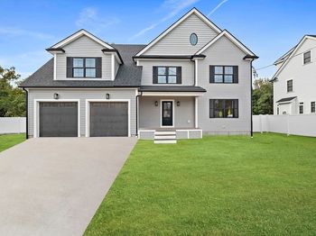 185 Lexington Street