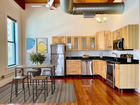 49 Munroe St 201, Lynn MA 01901