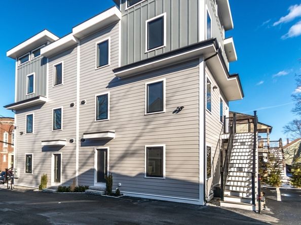 15 Alder Street 1, Waltham MA 02453