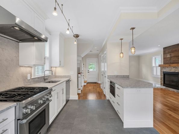 2 Kenway St, Cambridge MA 02138