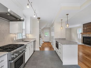 2 Kenway St