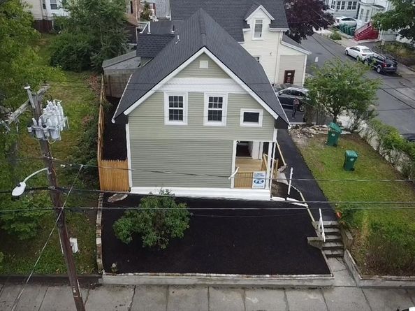 26 Sagamore St, Lynn MA 01902