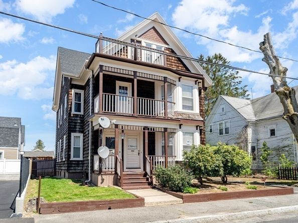 12 Third St, Brockton MA 02301