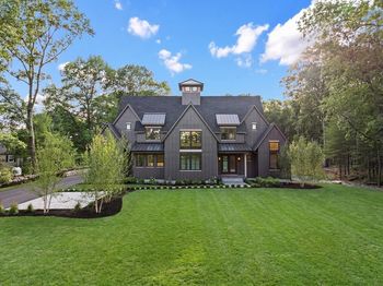 216 Greenwood Rd