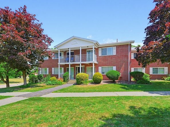 31 Bayberry Dr 4, Sharon MA 02067