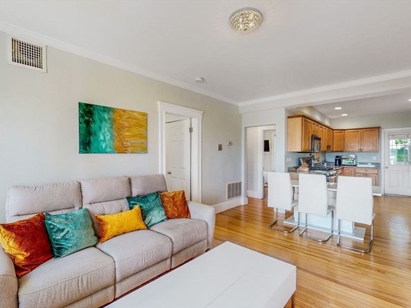 33 Main St 2, Somerville MA 02145