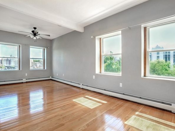 56 Peabody Street 3E, Salem MA 01970
