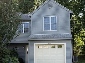 401 Ridgefield Cir