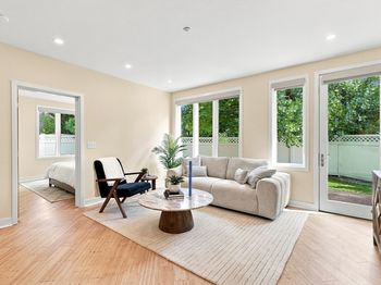 24 Bay State Rd