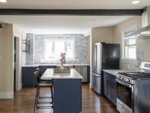 15 Churchill St, Milton MA 02186