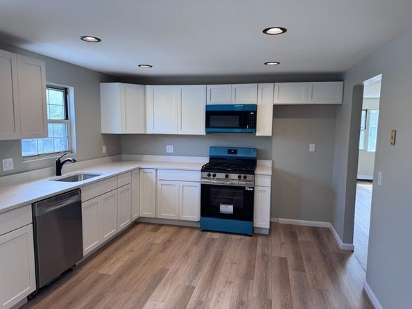 1099 River St 3, Boston MA 02136