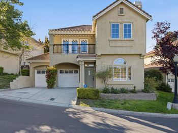 39 Arroyo View Circle