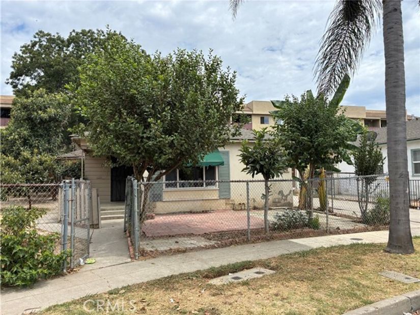 1529 N Van Ness, Santa Ana CA 92706