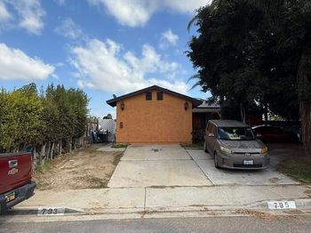 793 Rene Ct