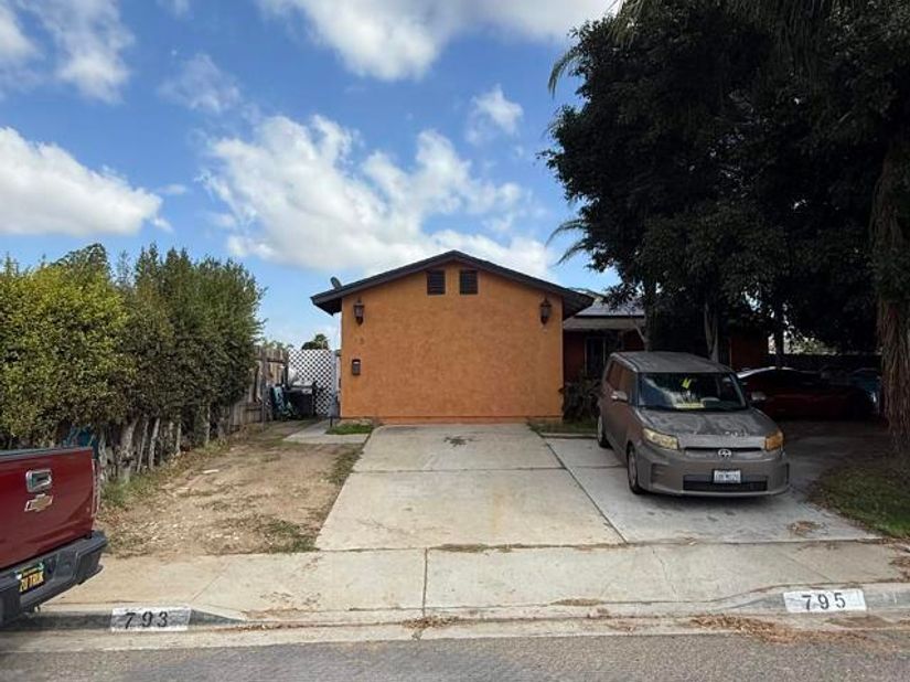 793 Rene Ct, San Diego CA 92154