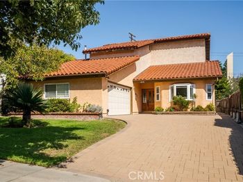 658 Glenmore