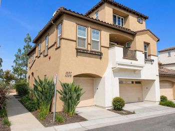 1227 Ave