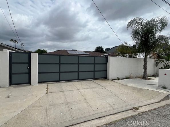 11024 Peoria Street, Sun Valley (los Angeles) CA 91352