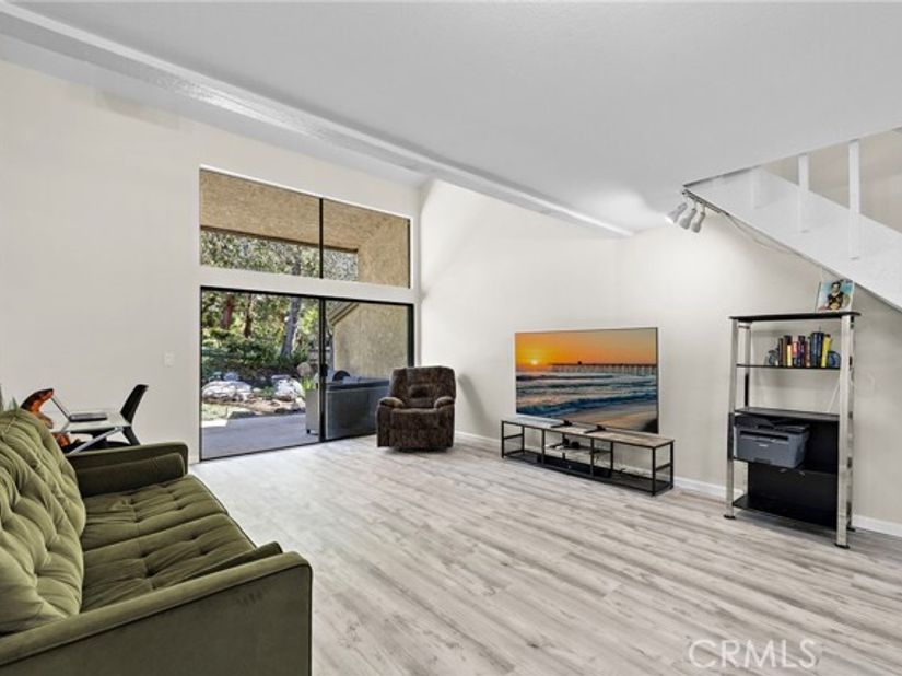 4900 E Chapman 8, Orange CA 92869