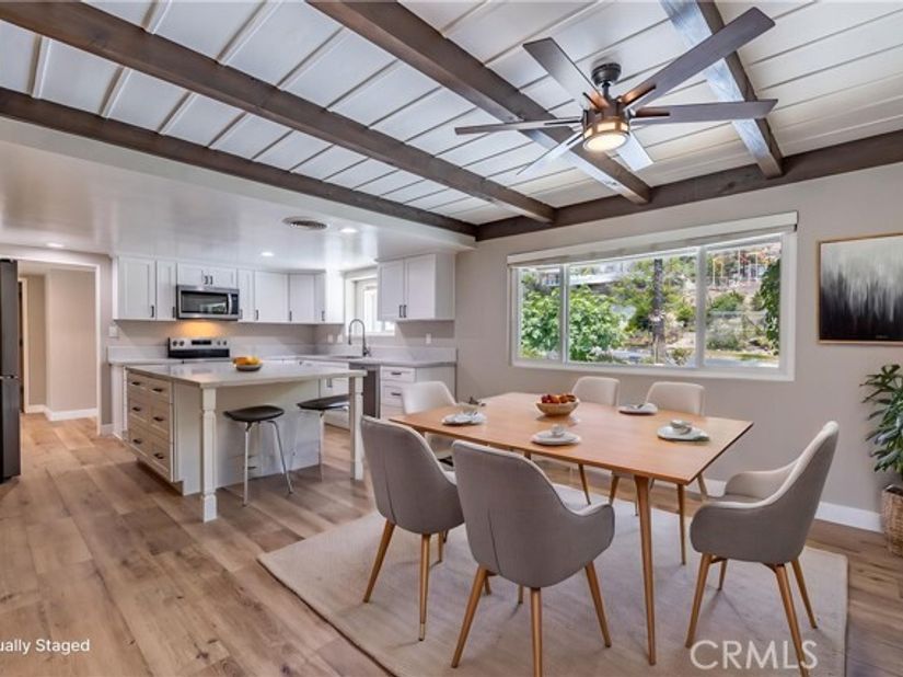 3860 Valley Lights Drive, Pasadena CA 91107