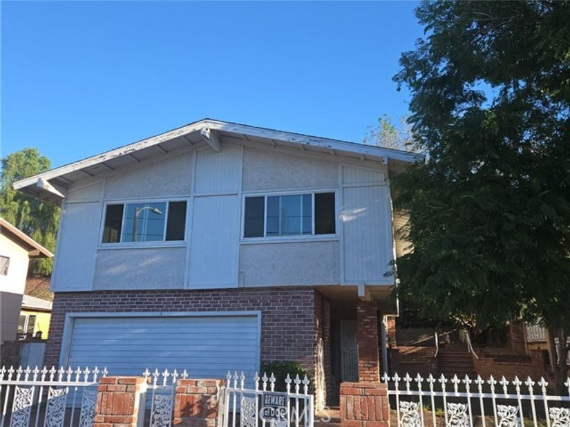 12710 Gain, Pacoima (los Angeles) CA 91331