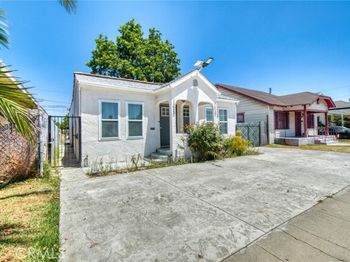 1423 W 65th