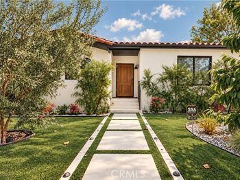 642 N Cahuenga