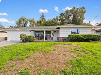 2136 Holbrook Drive