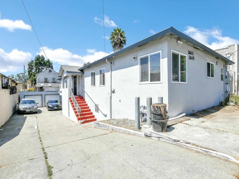 2605 Prentiss Pl, Oakland CA 94601