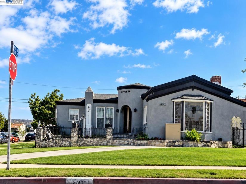 3200 W 76Th St, Los Angeles CA 90043
