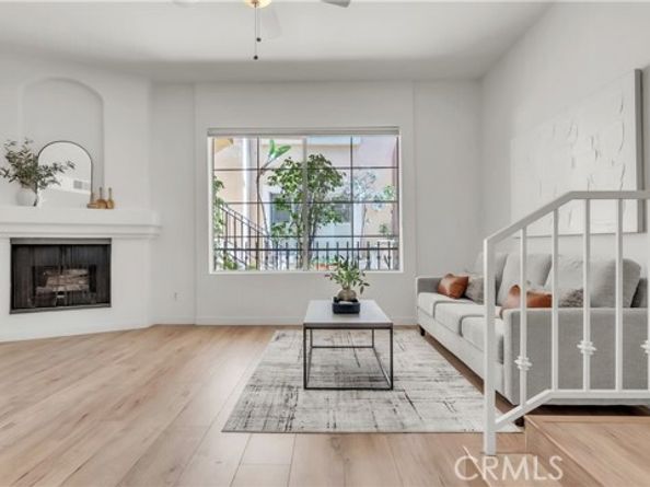 7111 La Tijera C101, Westchester (los Angeles) CA 90045