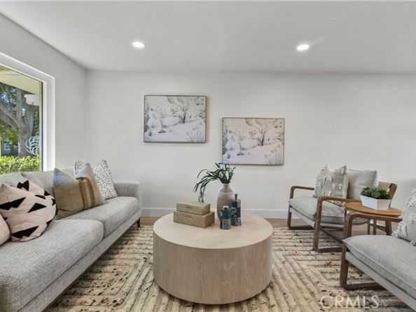 568 El Cabrillo, Placentia CA 92870