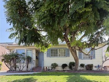 3922 Snowden